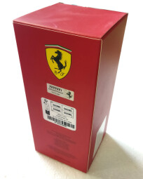 Oficiální hrnek Ferrari